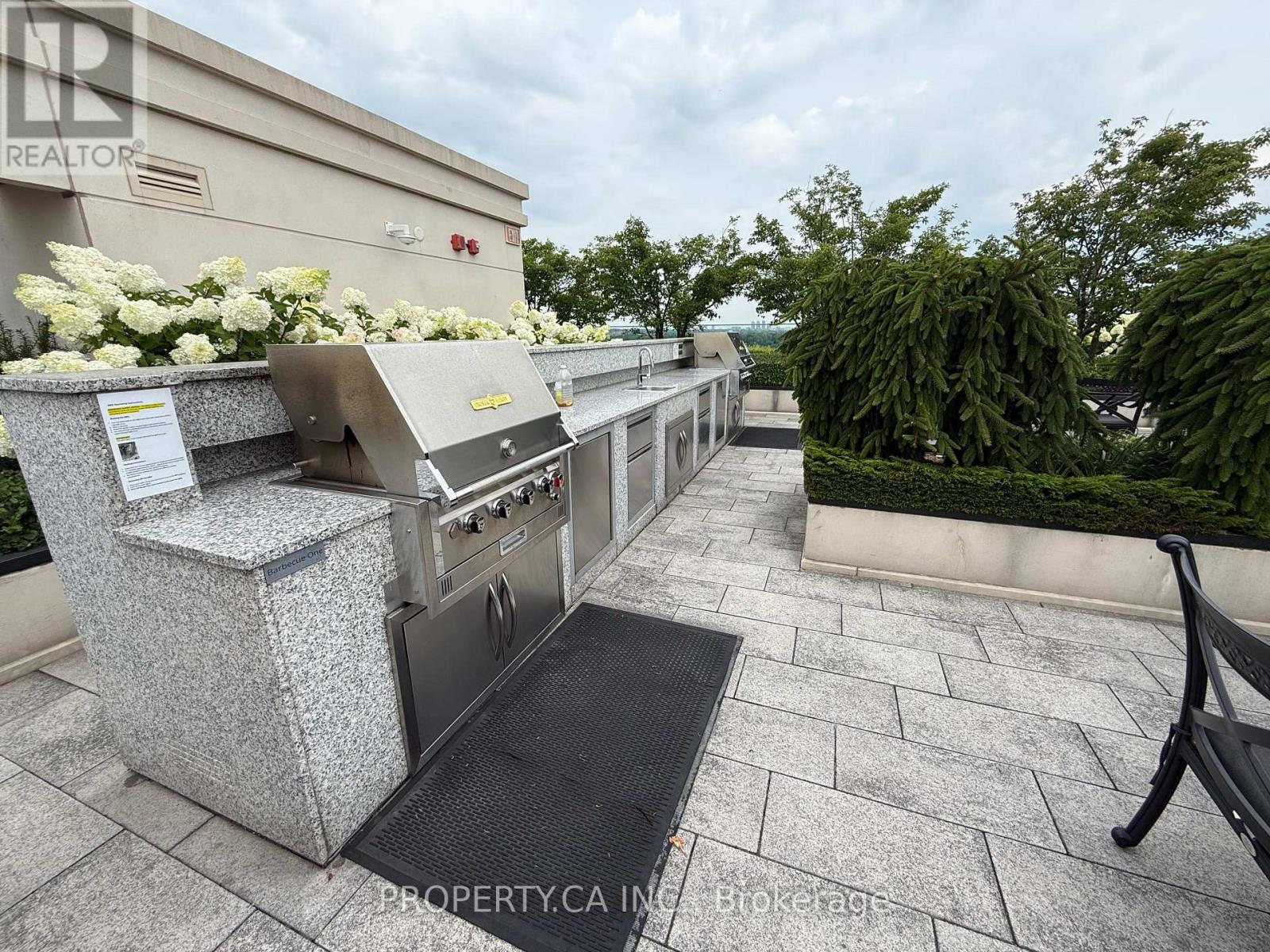 613 - 1 Old Mill Drive, Toronto, Ontario  M6S 0A1 - Photo 40 - W13752586