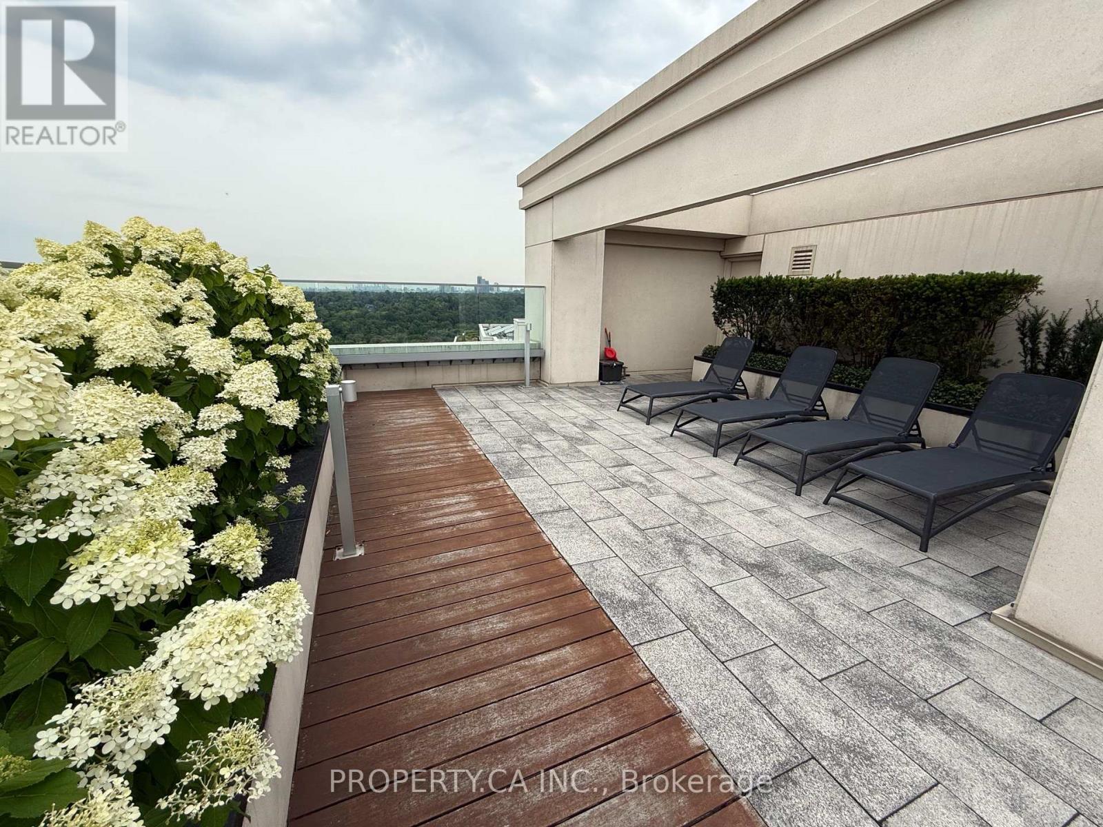 613 - 1 Old Mill Drive, Toronto, Ontario  M6S 0A1 - Photo 41 - W13752586