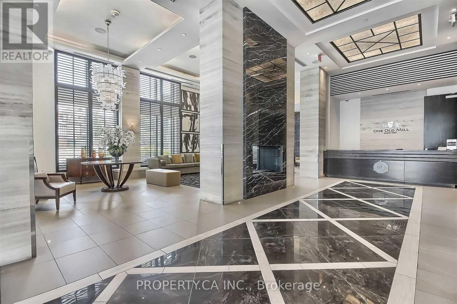 613 - 1 Old Mill Drive, Toronto, Ontario  M6S 0A1 - Photo 44 - W13752586