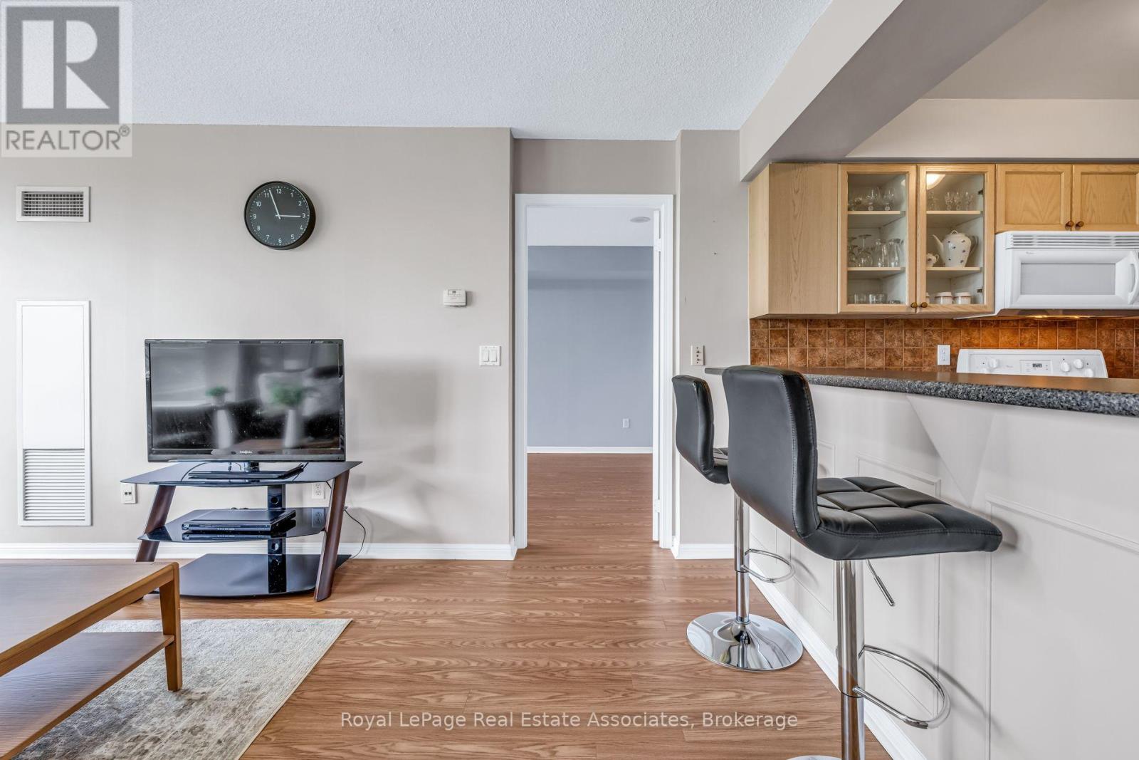 208 - 1140 Parkwest Place, Mississauga, Ontario  L5E 3K9 - Photo 18 - W13752588