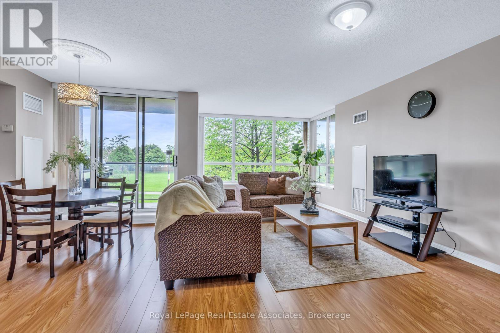 208 - 1140 Parkwest Place, Mississauga, Ontario  L5E 3K9 - Photo 8 - W13752588