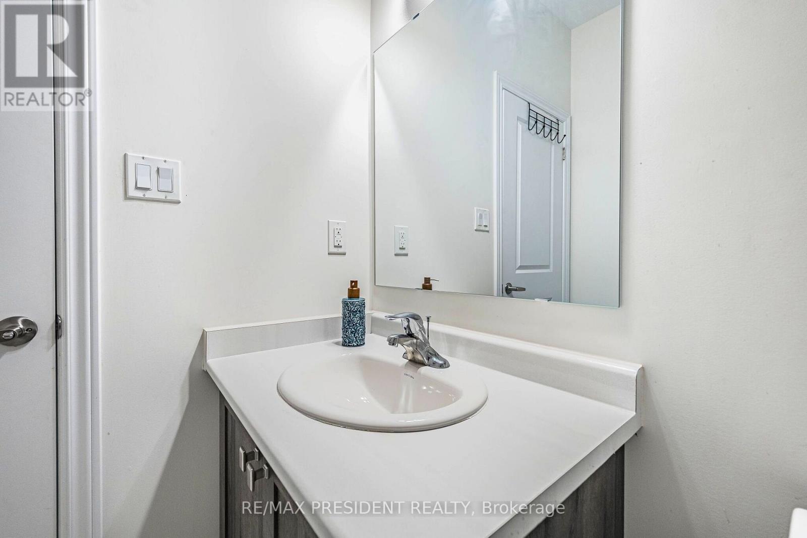 58 Petch Avenue, Caledon, Ontario  L7C 4J8 - Photo 44 - W13752624