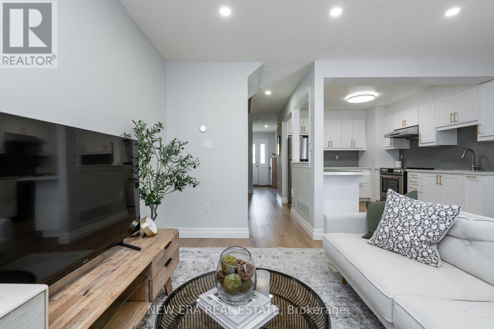 25 Berkindale Court, Brampton, Ontario  L6Y 5G1 - Photo 17 - W13752646