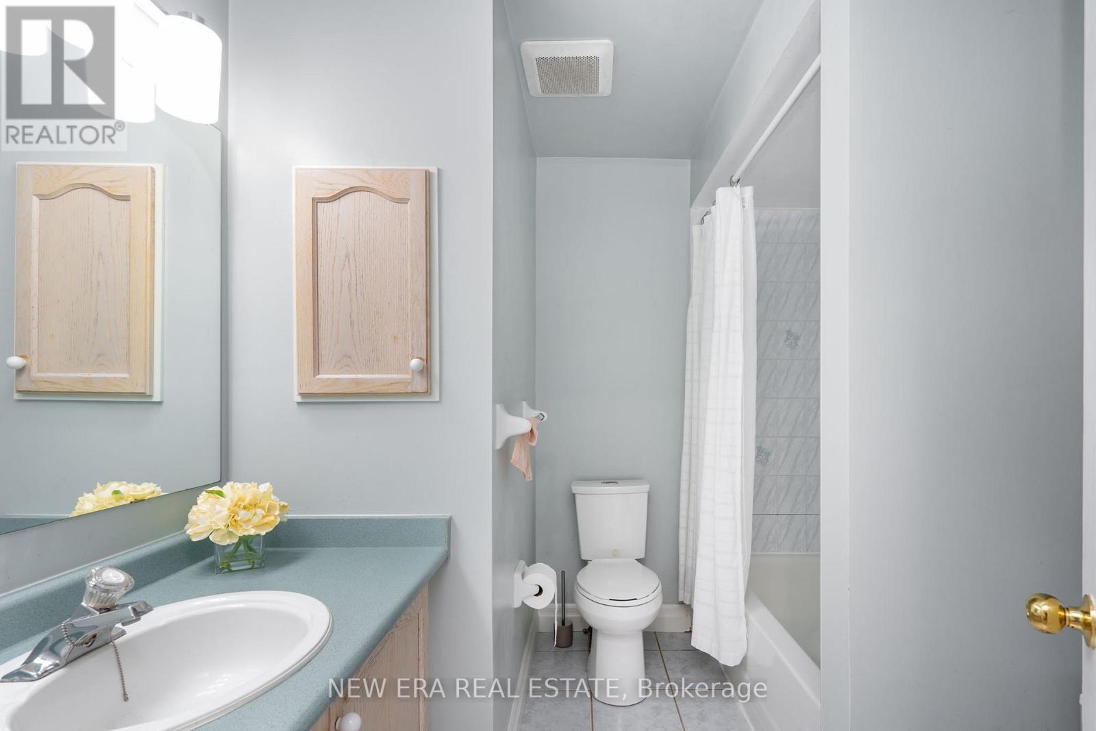 25 Berkindale Court, Brampton, Ontario  L6Y 5G1 - Photo 30 - W13752646