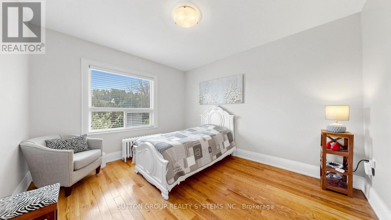 114 Rosemount Avenue, Toronto, Ontario  M6H 2M7 - Photo 10 - W13752662