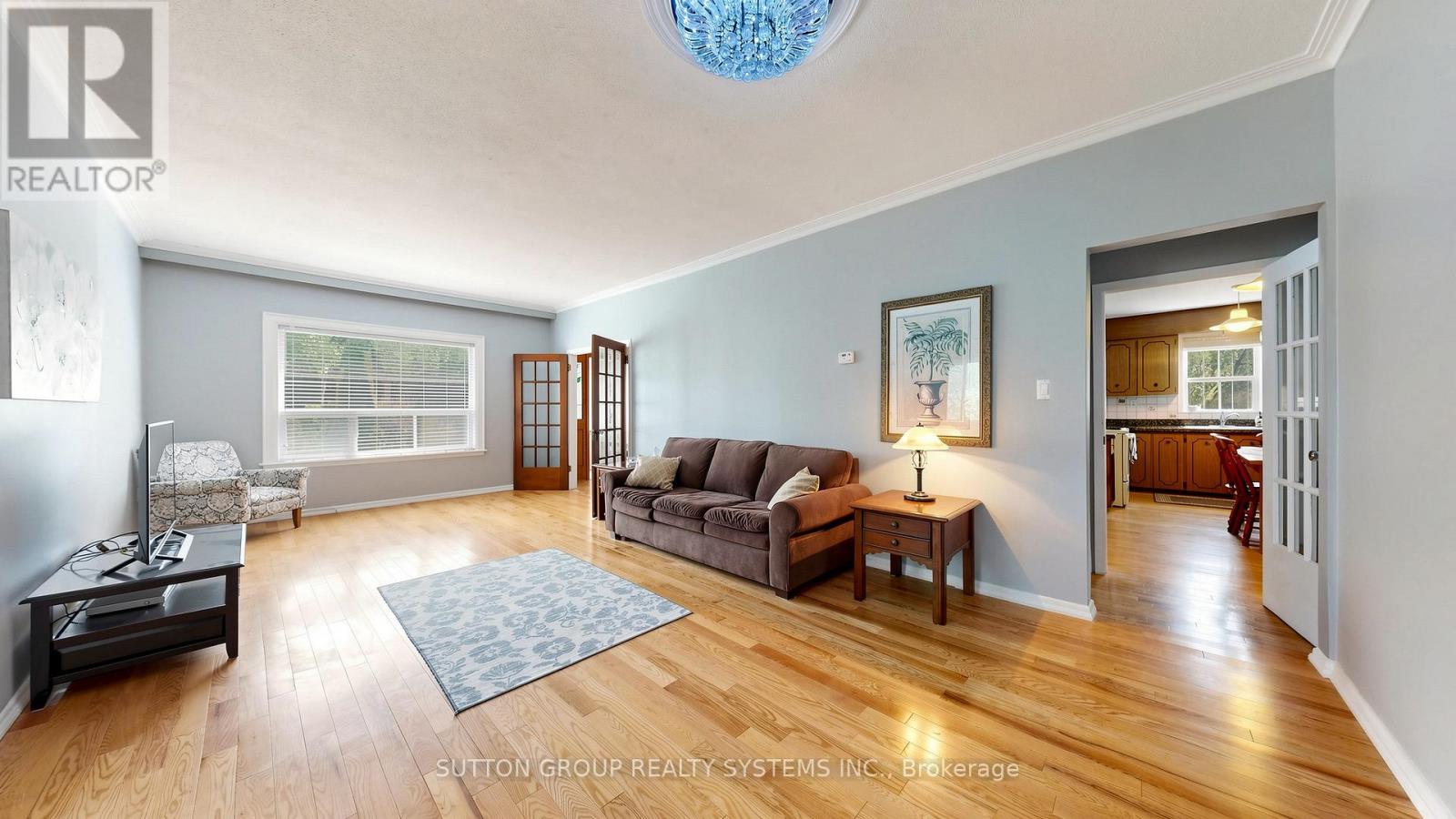 114 Rosemount Avenue, Toronto, Ontario  M6H 2M7 - Photo 2 - W13752662