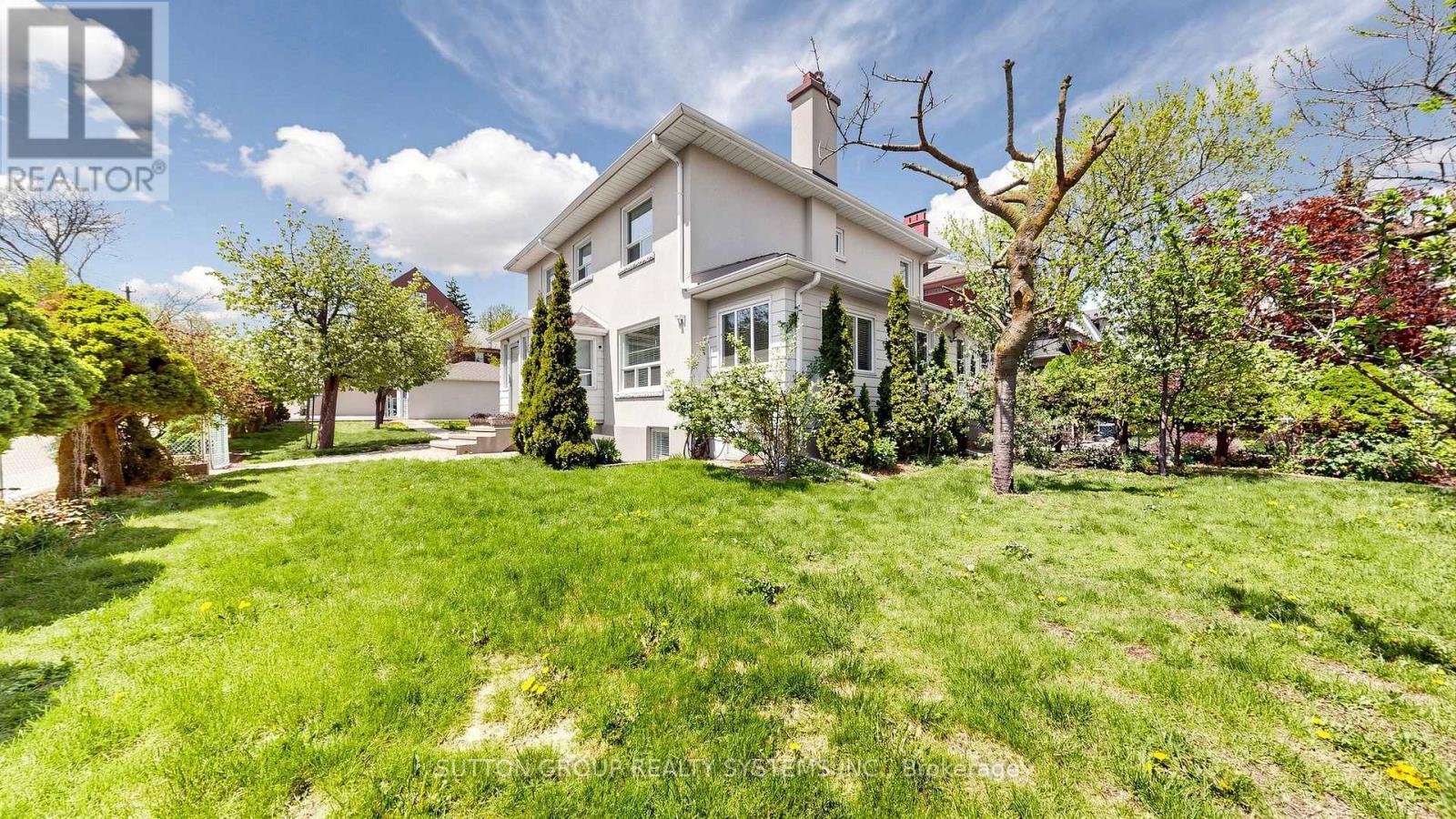 114 Rosemount Avenue, Toronto, Ontario  M6H 2M7 - Photo 25 - W13752662