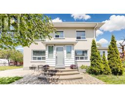 114 ROSEMOUNT AVENUE, Toronto, Ontario