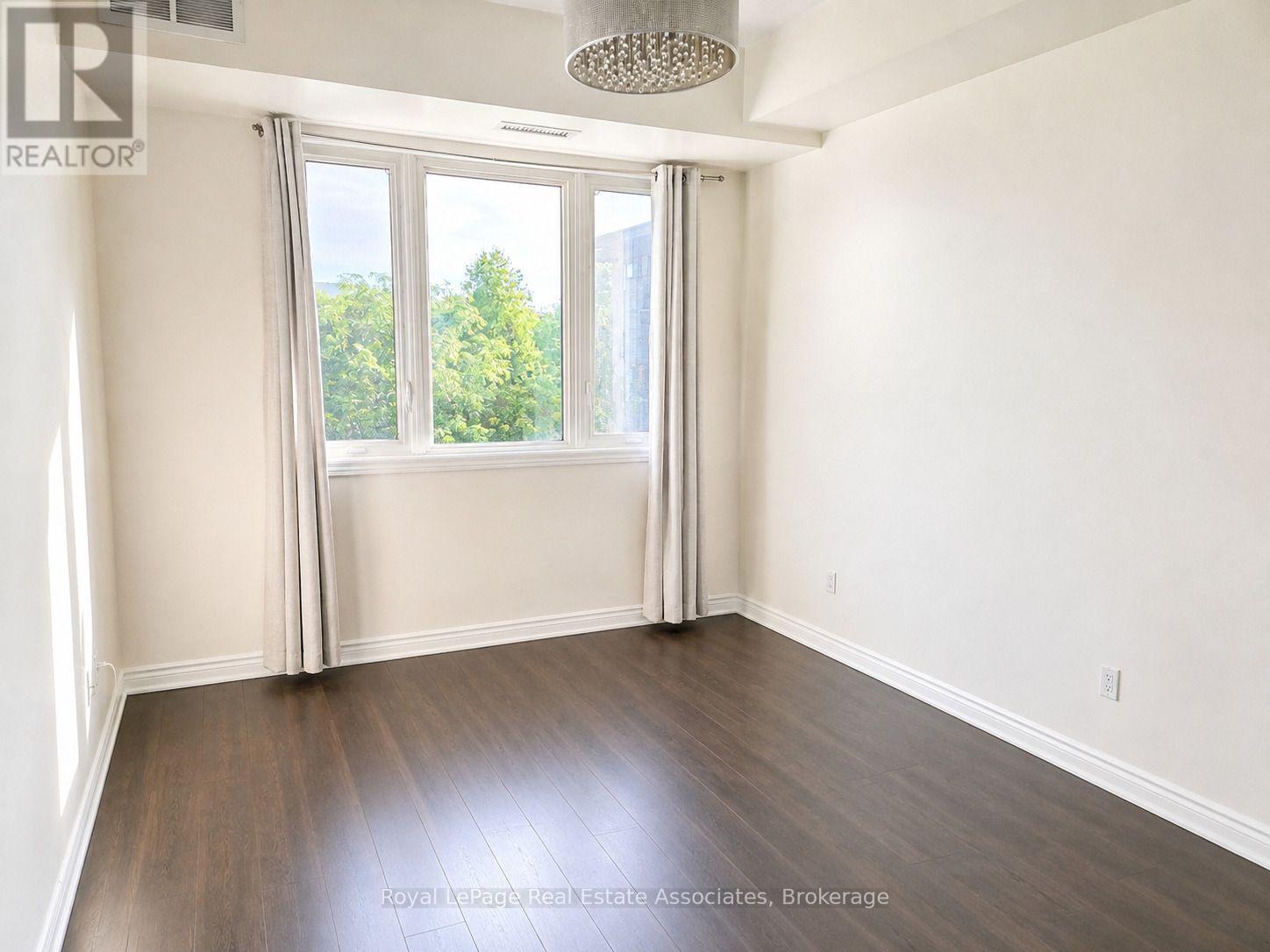 327 - 570 Lolita Gardens, Mississauga, Ontario  L5A 0A1 - Photo 11 - W13752680
