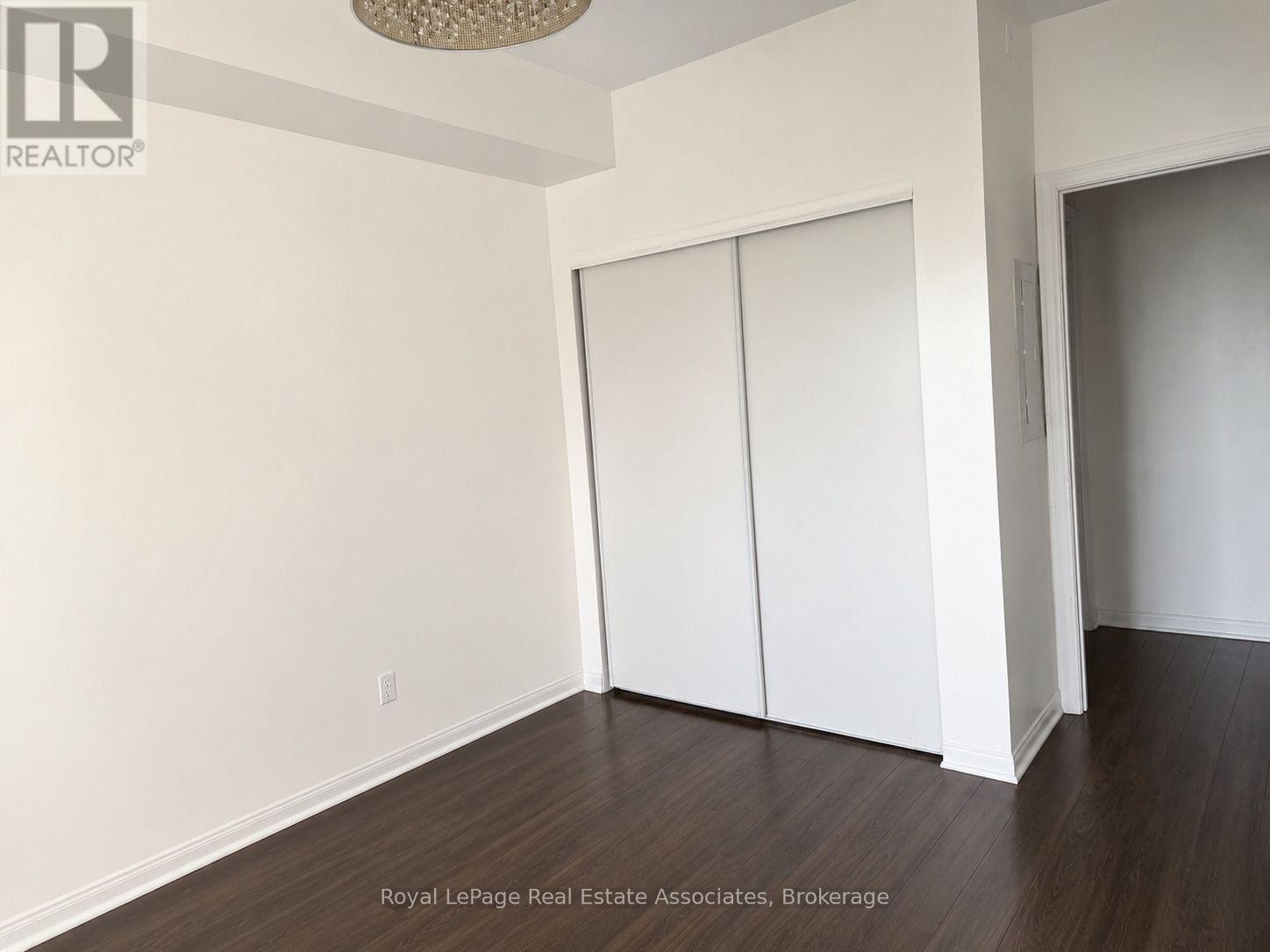 327 - 570 Lolita Gardens, Mississauga, Ontario  L5A 0A1 - Photo 12 - W13752680
