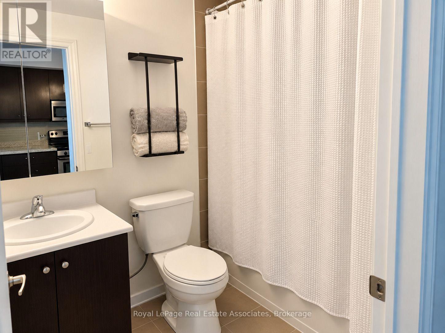 327 - 570 Lolita Gardens, Mississauga, Ontario  L5A 0A1 - Photo 13 - W13752680
