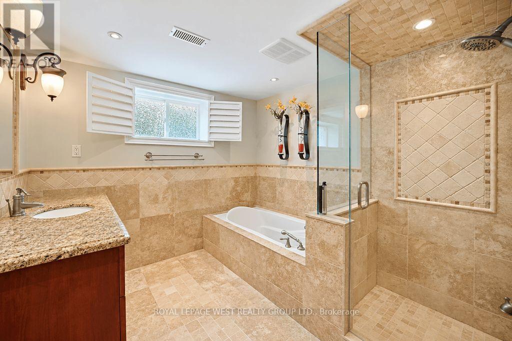1422 Rebecca Street, Oakville, Ontario  L6L 1Z5 - Photo 36 - W13752704