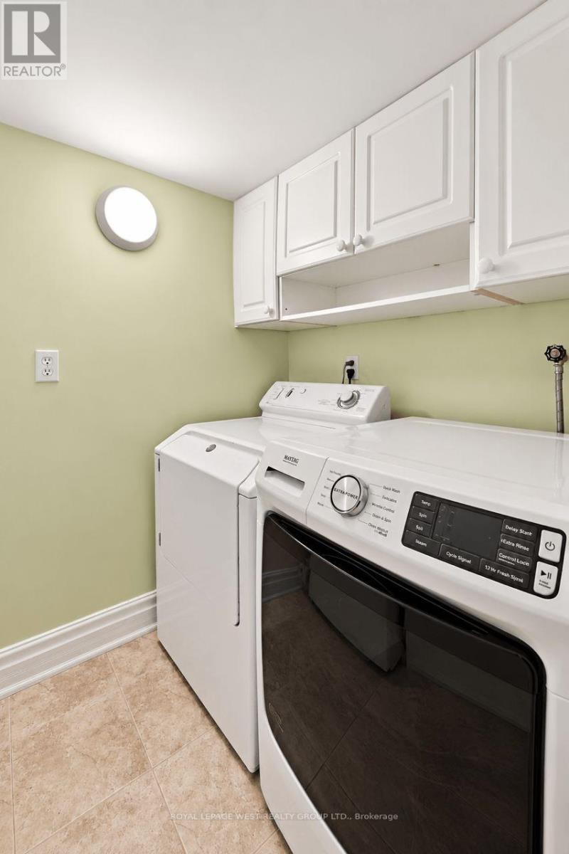 1422 Rebecca Street, Oakville, Ontario  L6L 1Z5 - Photo 37 - W13752704
