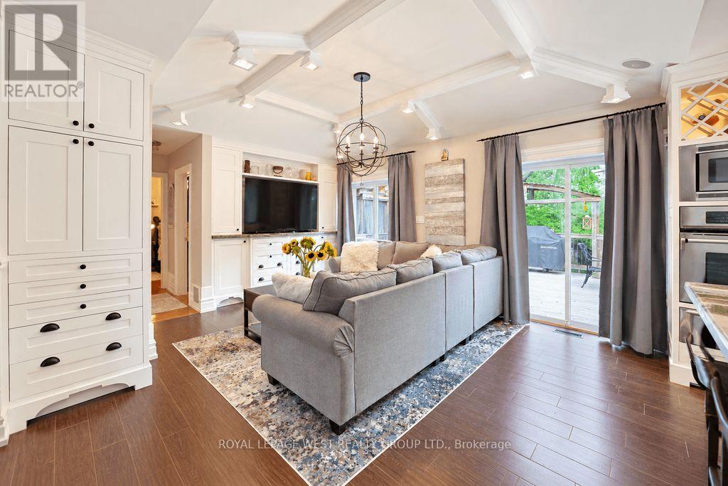 1422 Rebecca Street, Oakville, Ontario  L6L 1Z5 - Photo 7 - W13752704