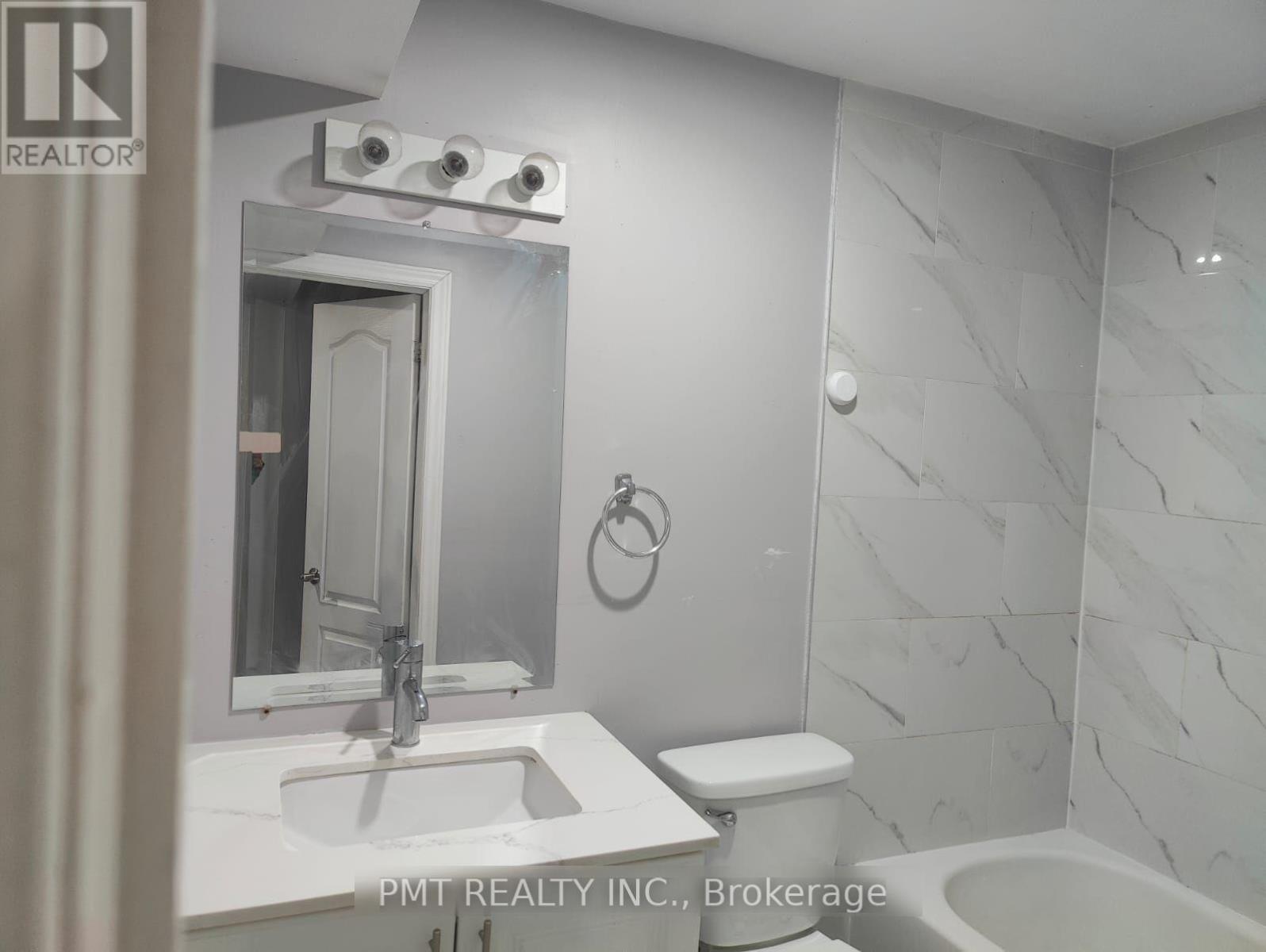 73 Greene Drive, Brampton, Ontario  L6V 2P2 - Photo 13 - W13752708