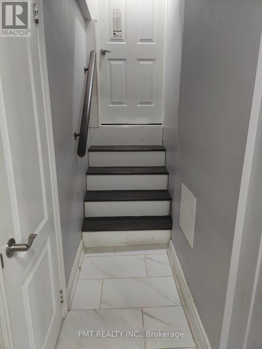 73 Greene Drive, Brampton, Ontario  L6V 2P2 - Photo 15 - W13752708