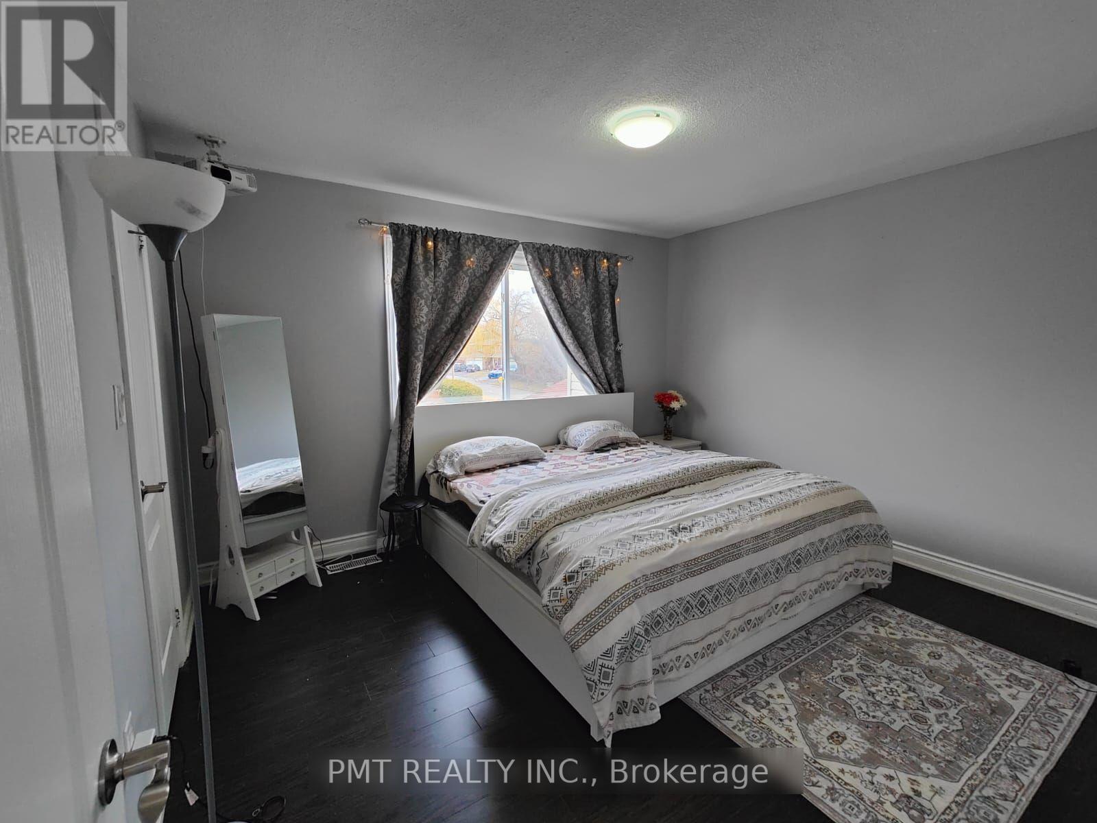 73 Greene Drive, Brampton, Ontario  L6V 2P2 - Photo 9 - W13752708