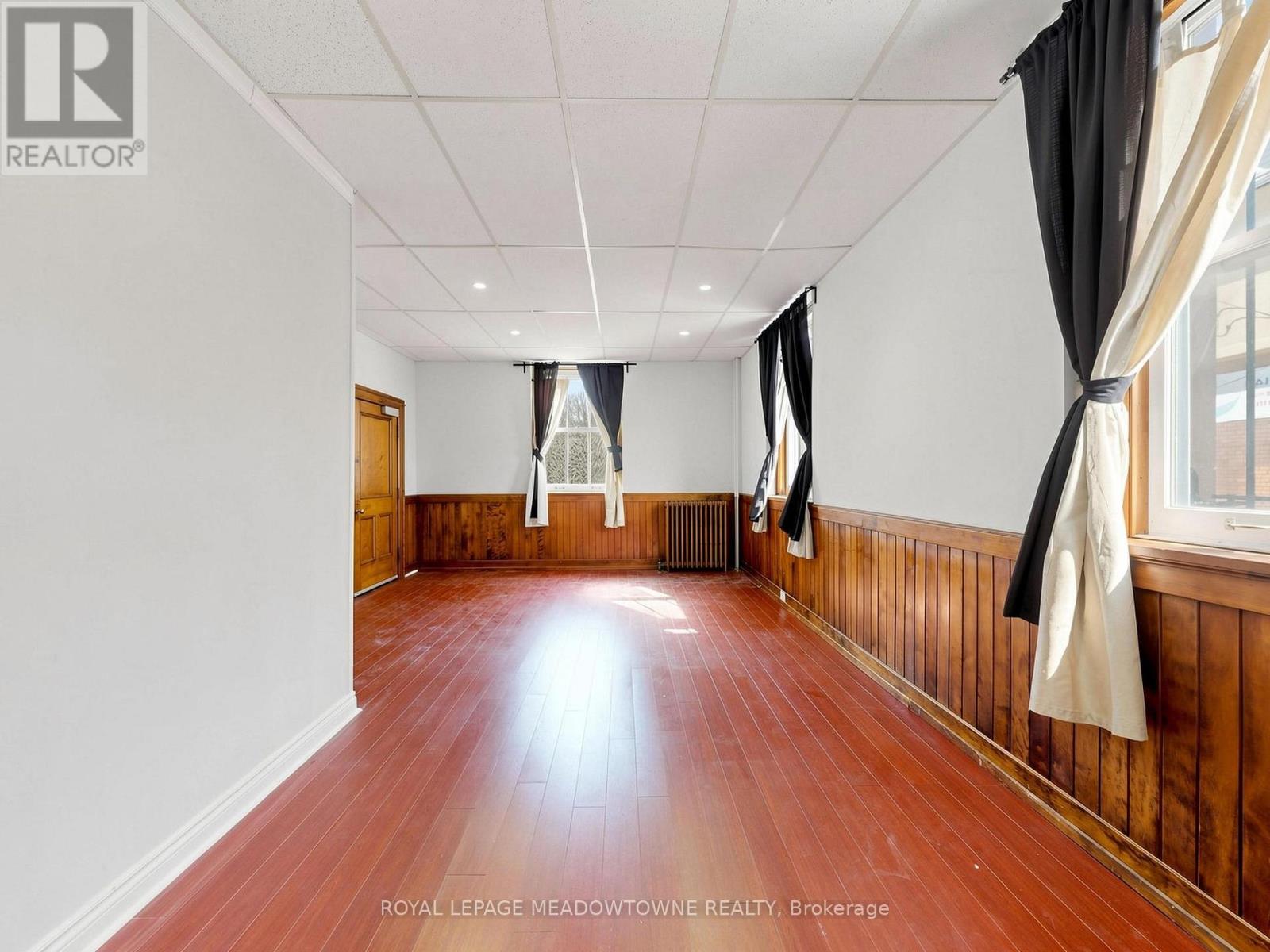 7 - 70 Mill Street, Halton Hills, Ontario  L7G 2C9 - Photo 2 - W13752740