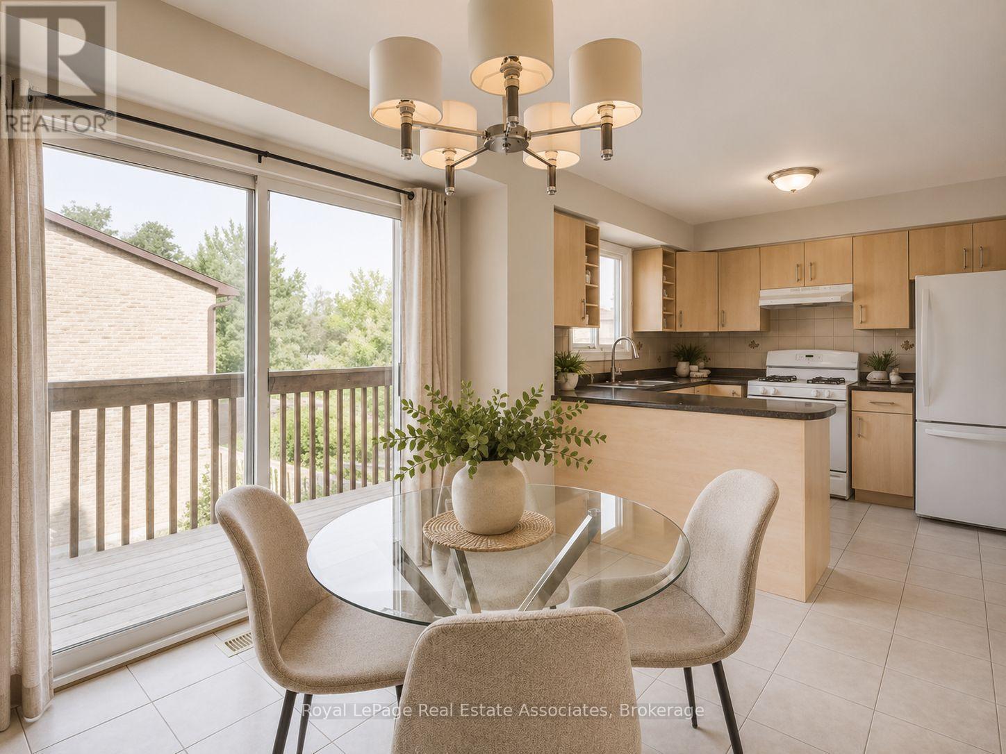 65 - 3345 Silverado Drive, Mississauga, Ontario  L5A 3Y8 - Photo 6 - W13752758