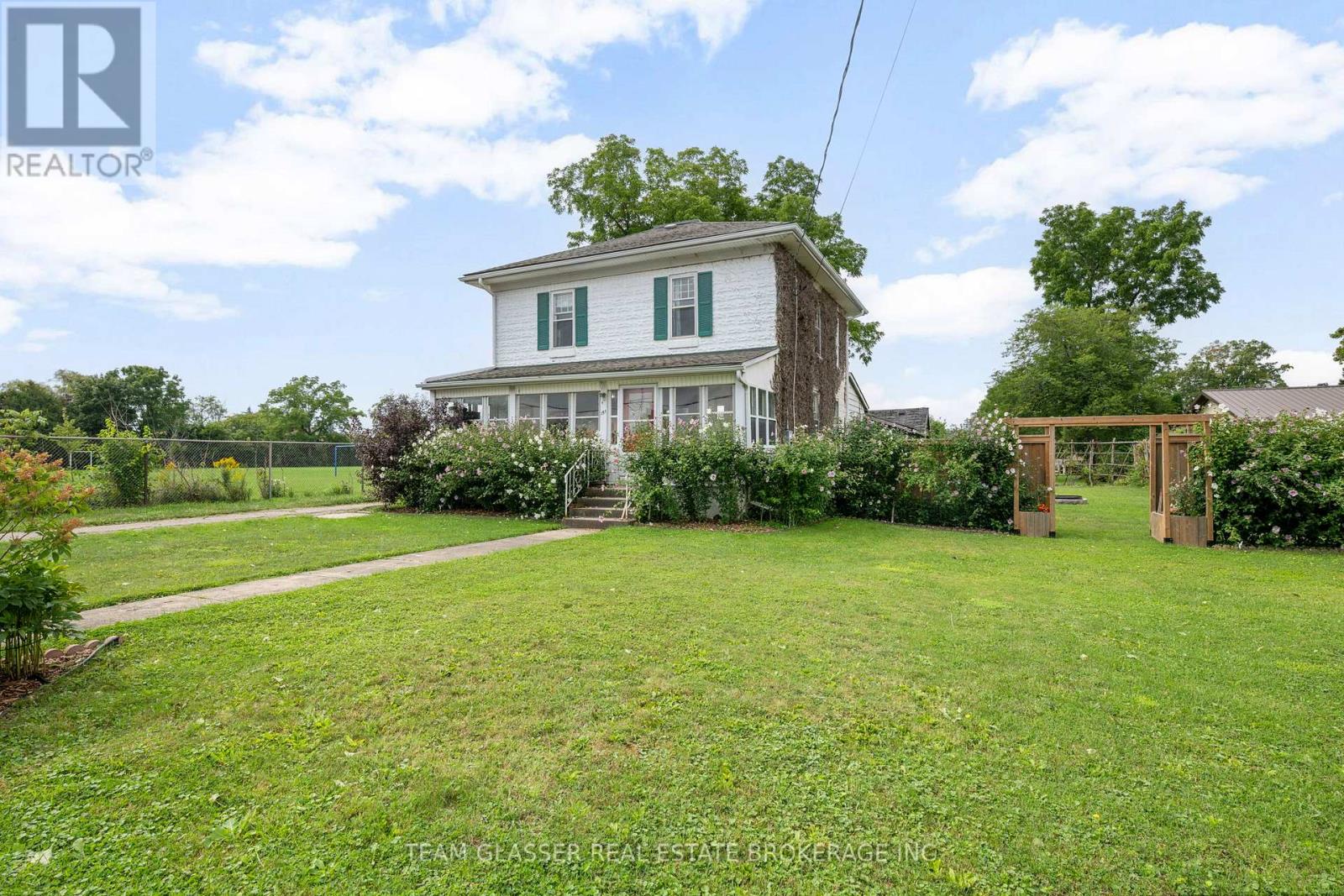 151 Main Street, North Middlesex, Ontario  N0M 2K0 - Photo 2 - X13750926