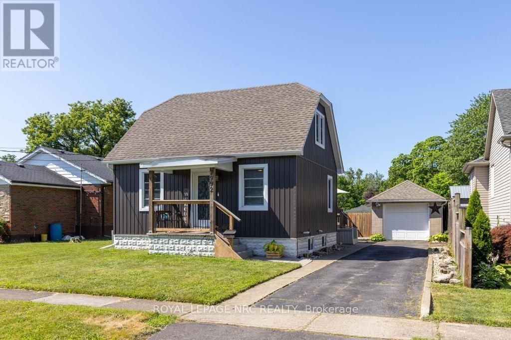 7992 Peter Street, Niagara Falls, Ontario  L2G 6S9 - Photo 2 - X13752442