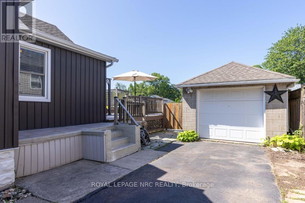 7992 Peter Street, Niagara Falls, Ontario  L2G 6S9 - Photo 3 - X13752442