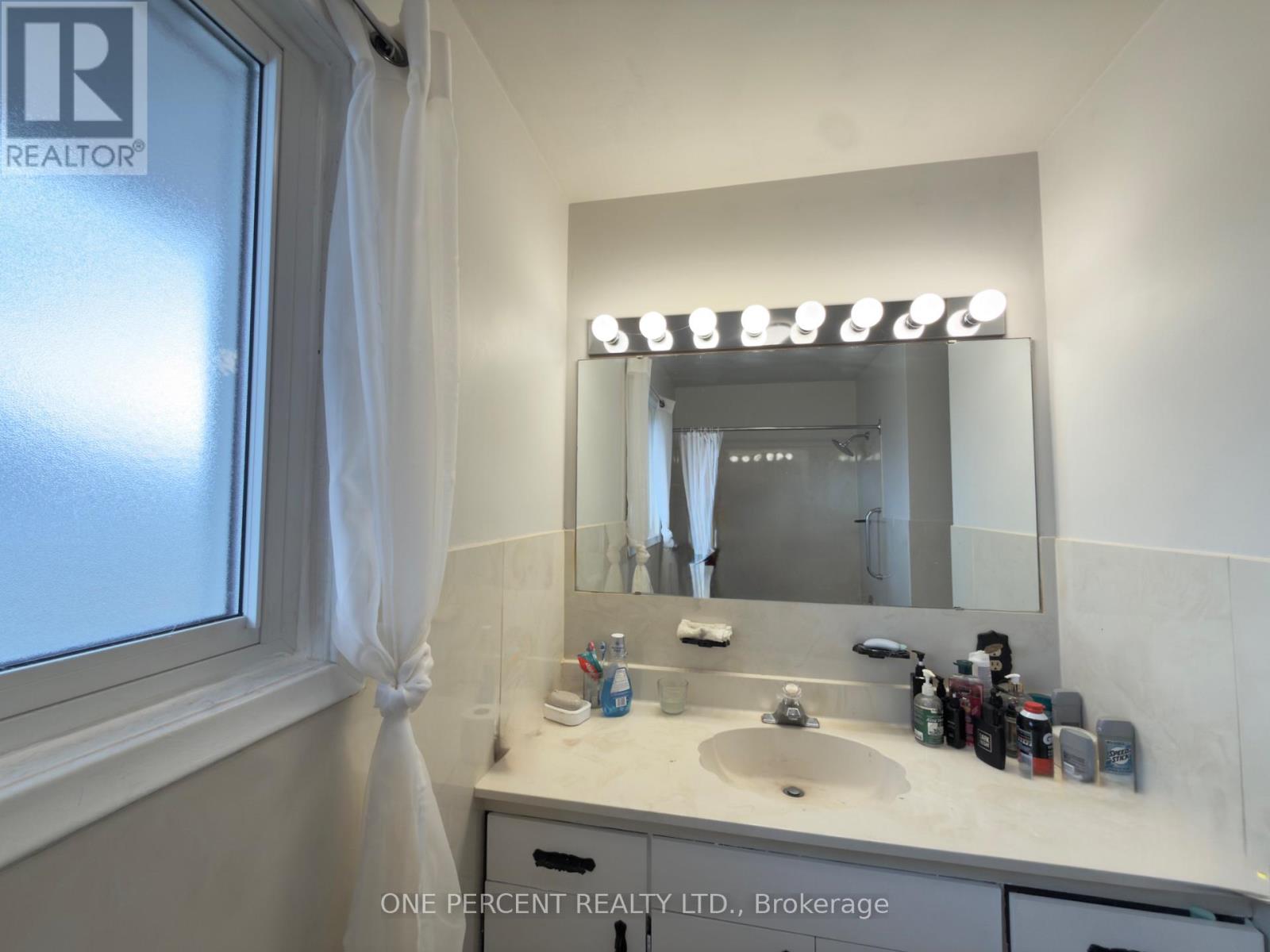 37 Empress Avenue, Welland, Ontario  L3B 1K6 - Photo 12 - X13752476