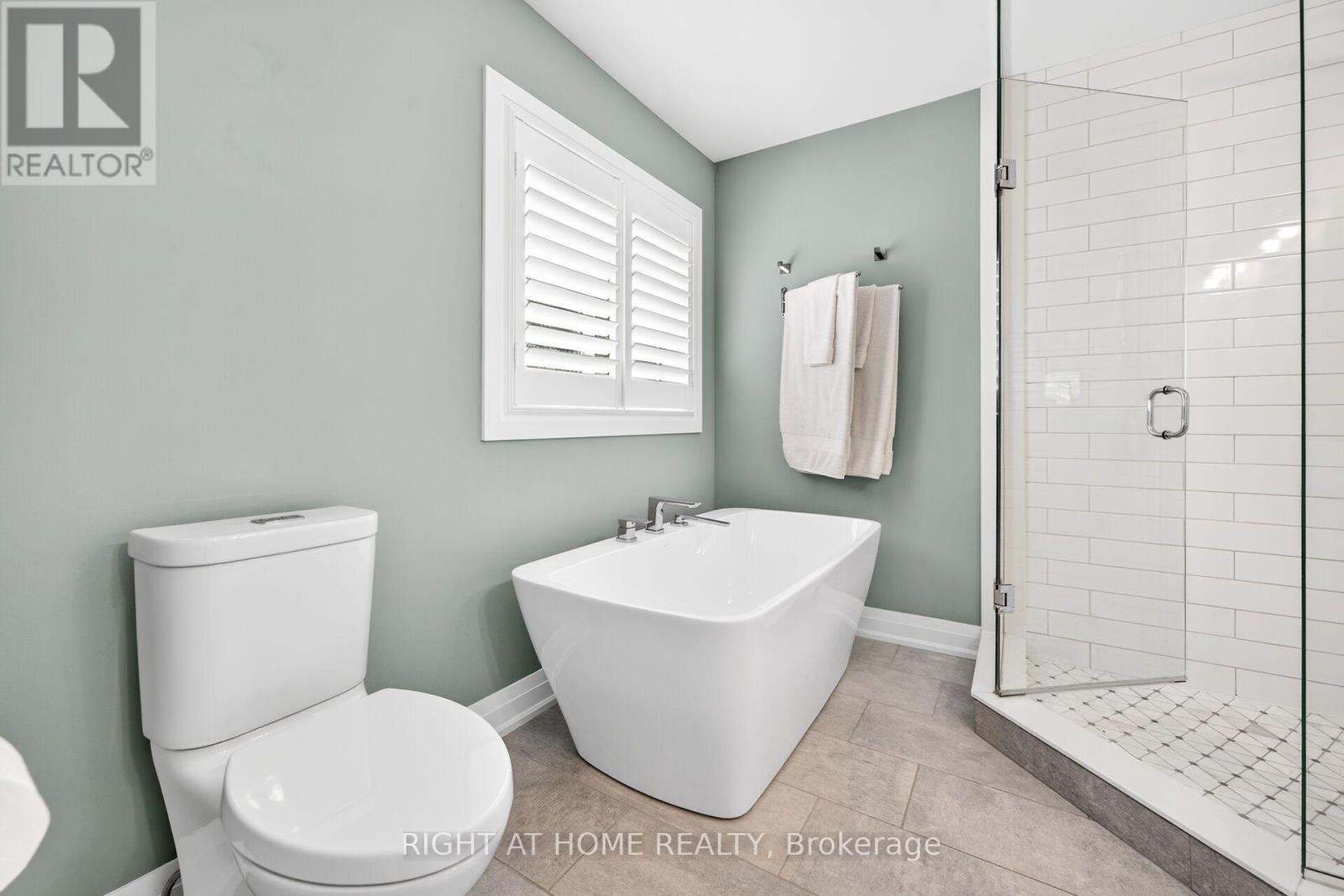 12 Fiddlehead Crescent, Hamilton, Ontario  L8B 0X8 - Photo 23 - X13752516