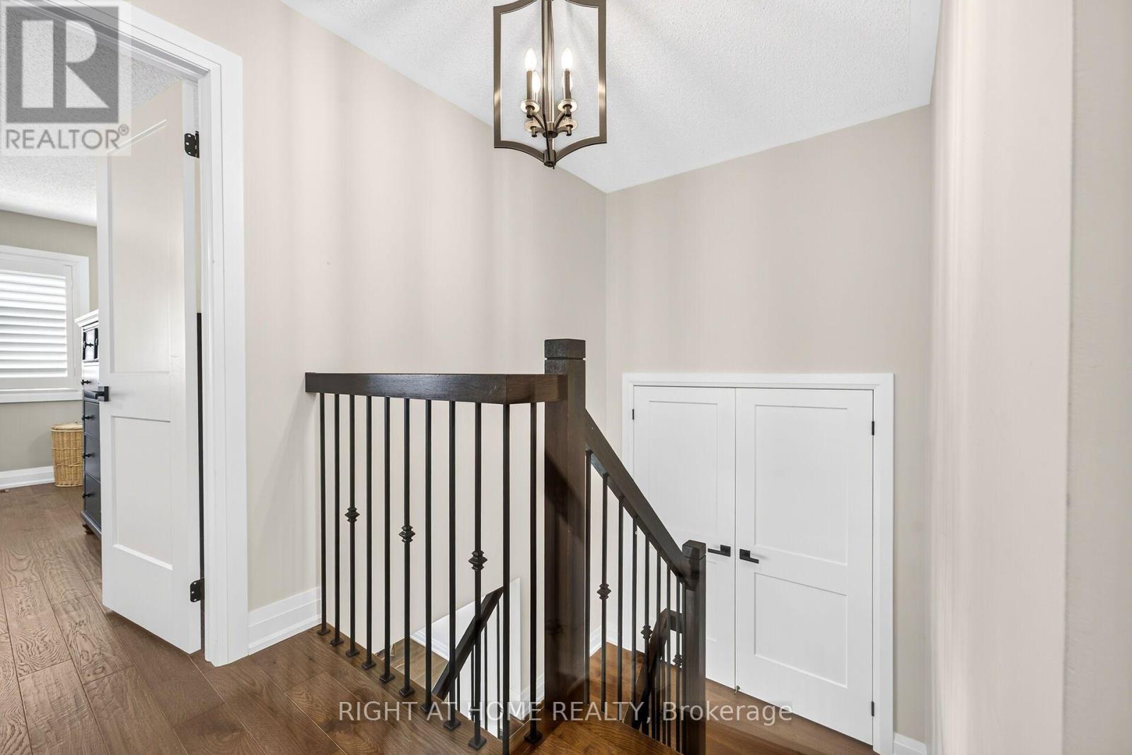 12 Fiddlehead Crescent, Hamilton, Ontario  L8B 0X8 - Photo 24 - X13752516