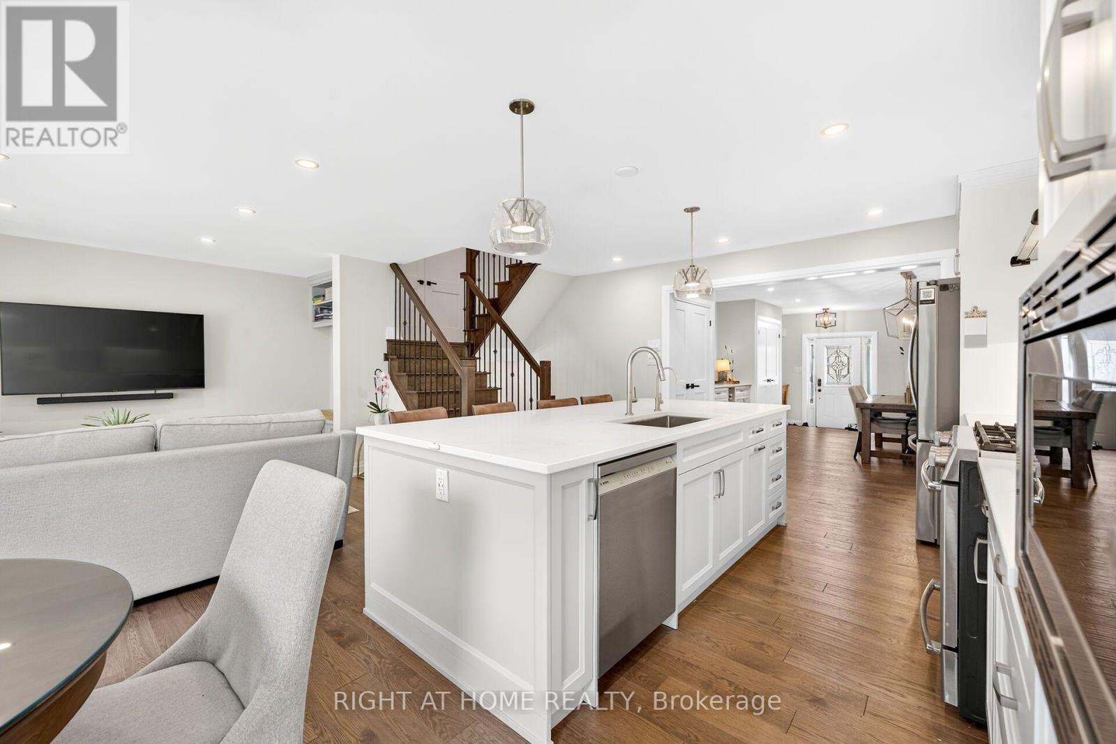12 Fiddlehead Crescent, Hamilton, Ontario  L8B 0X8 - Photo 8 - X13752516