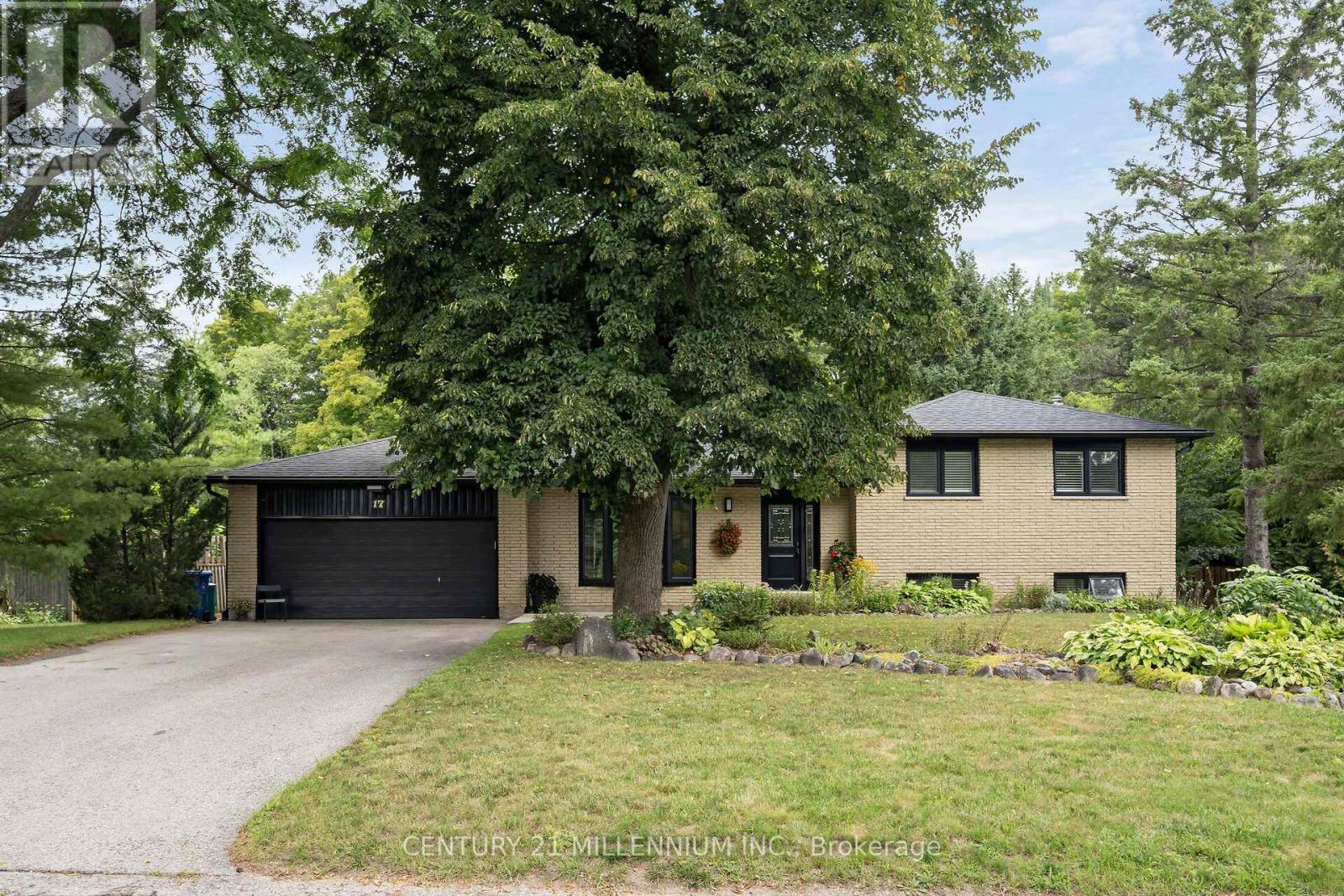 17 ERIN HEIGHTS DRIVE, Erin, Ontario