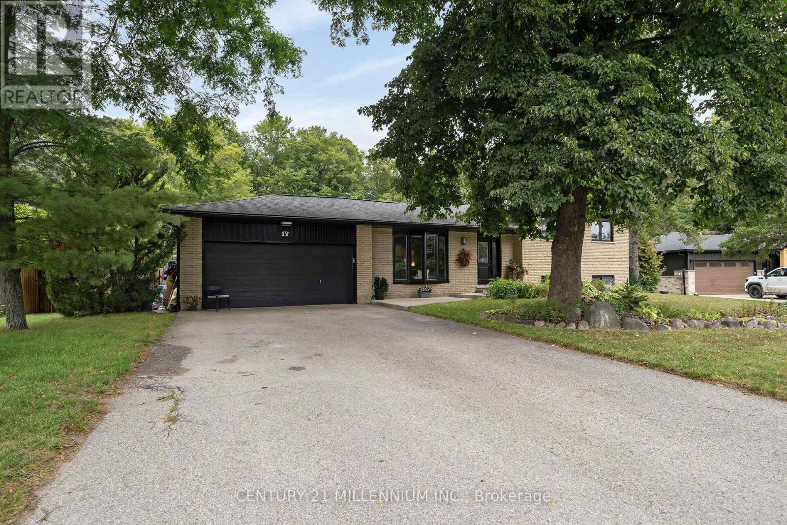 17 Erin Heights Drive, Erin, Ontario  N0B 1T0 - Photo 2 - X13752532