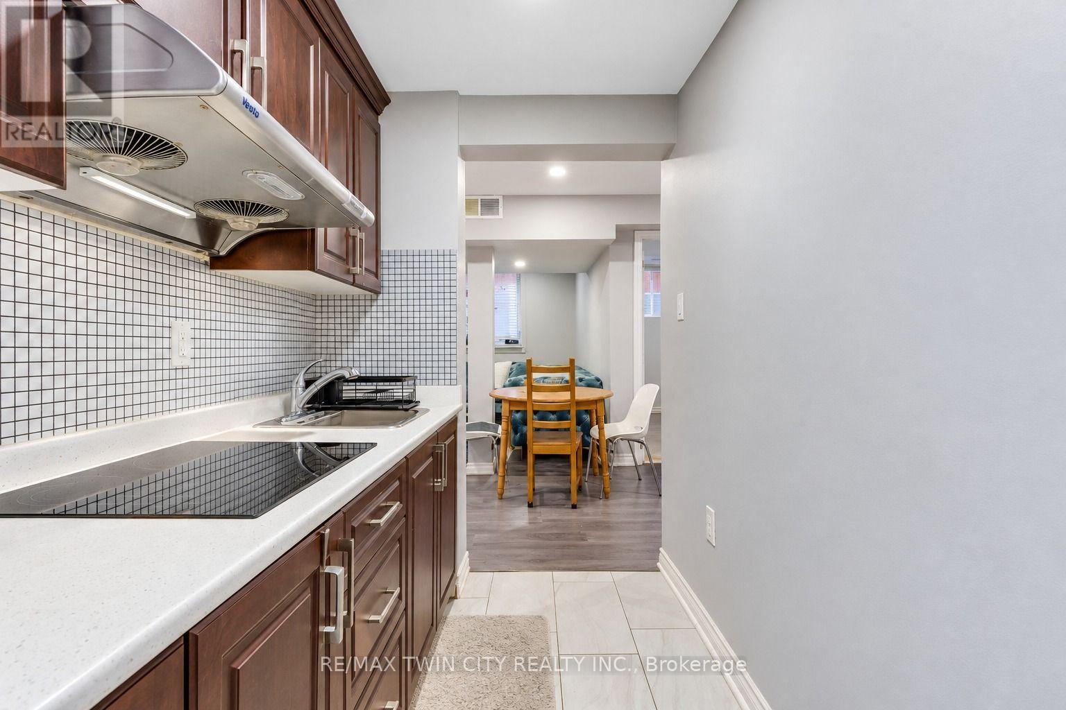 49 Scots Pine Trail, Kitchener, Ontario  N2R 0N6 - Photo 42 - X13752582