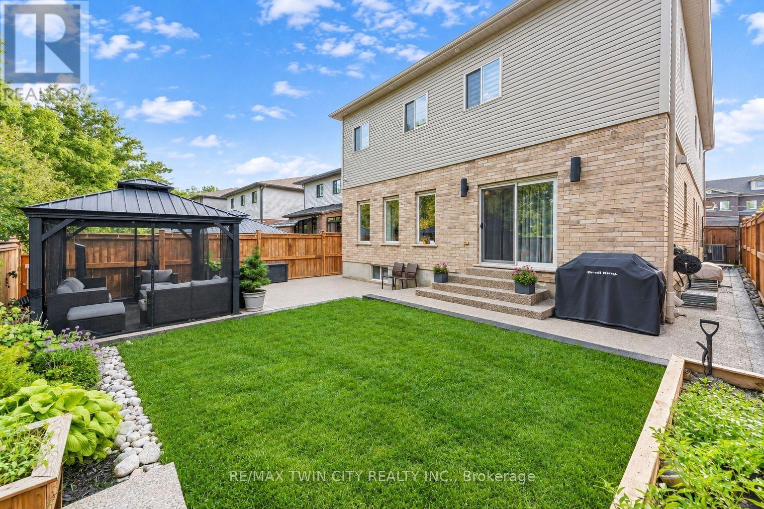49 Scots Pine Trail, Kitchener, Ontario  N2R 0N6 - Photo 44 - X13752582