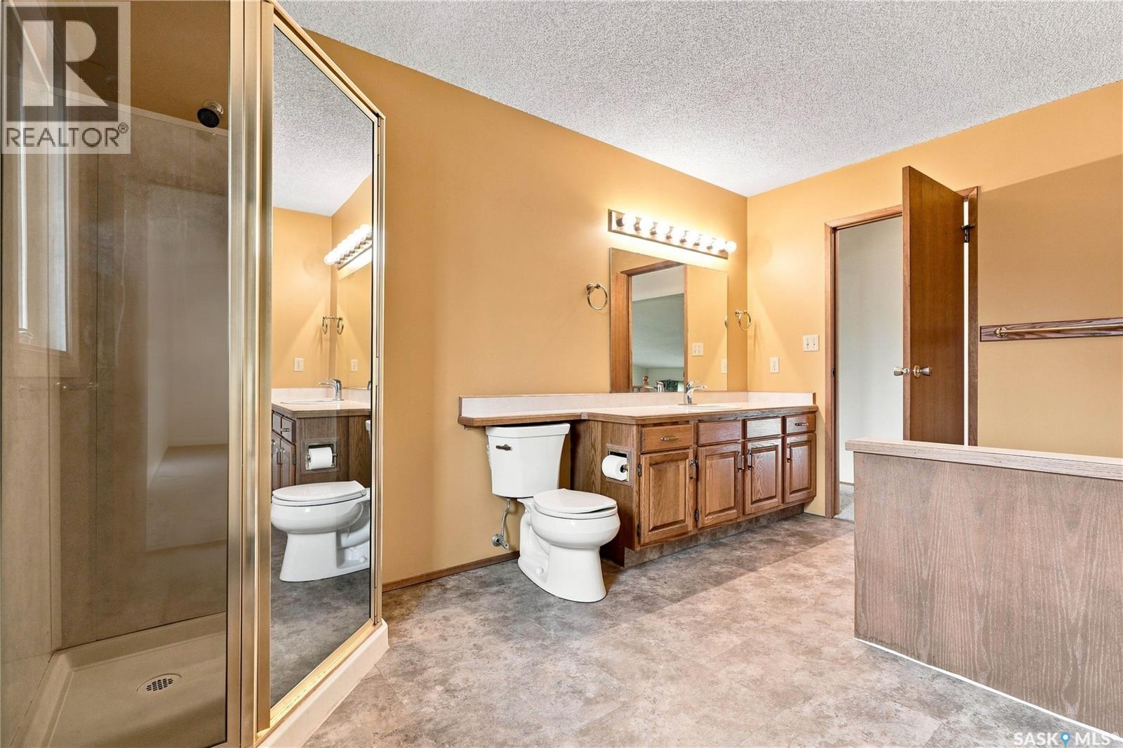 302 Nemeiben Road, Saskatoon, Saskatchewan  S7J 4S7 - Photo 18 - SK047759