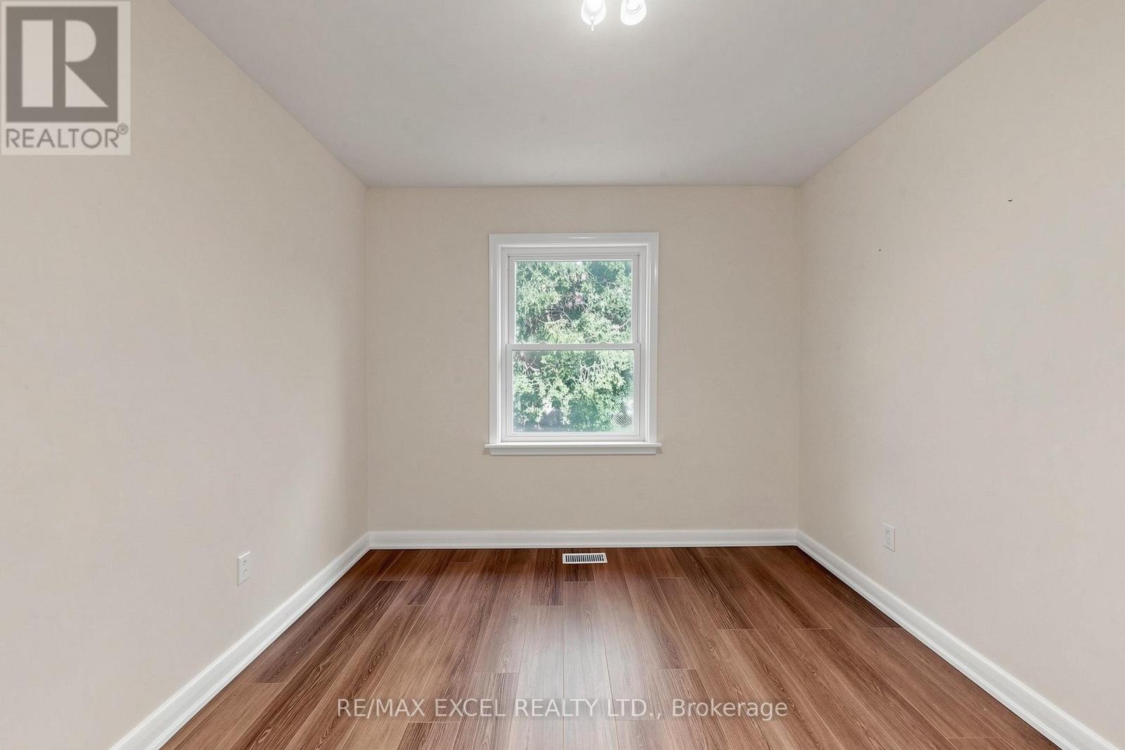 23 Linelle Street, Toronto, Ontario  M2N 2J4 - Photo 15 - C13744248