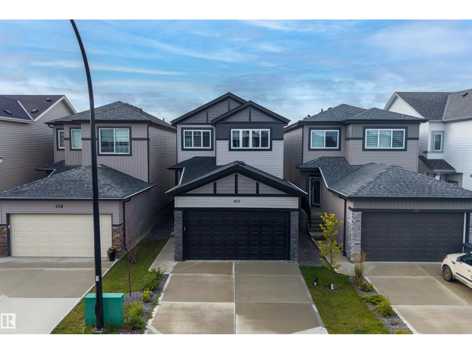 452 ROBERTS CR, Leduc, Alberta