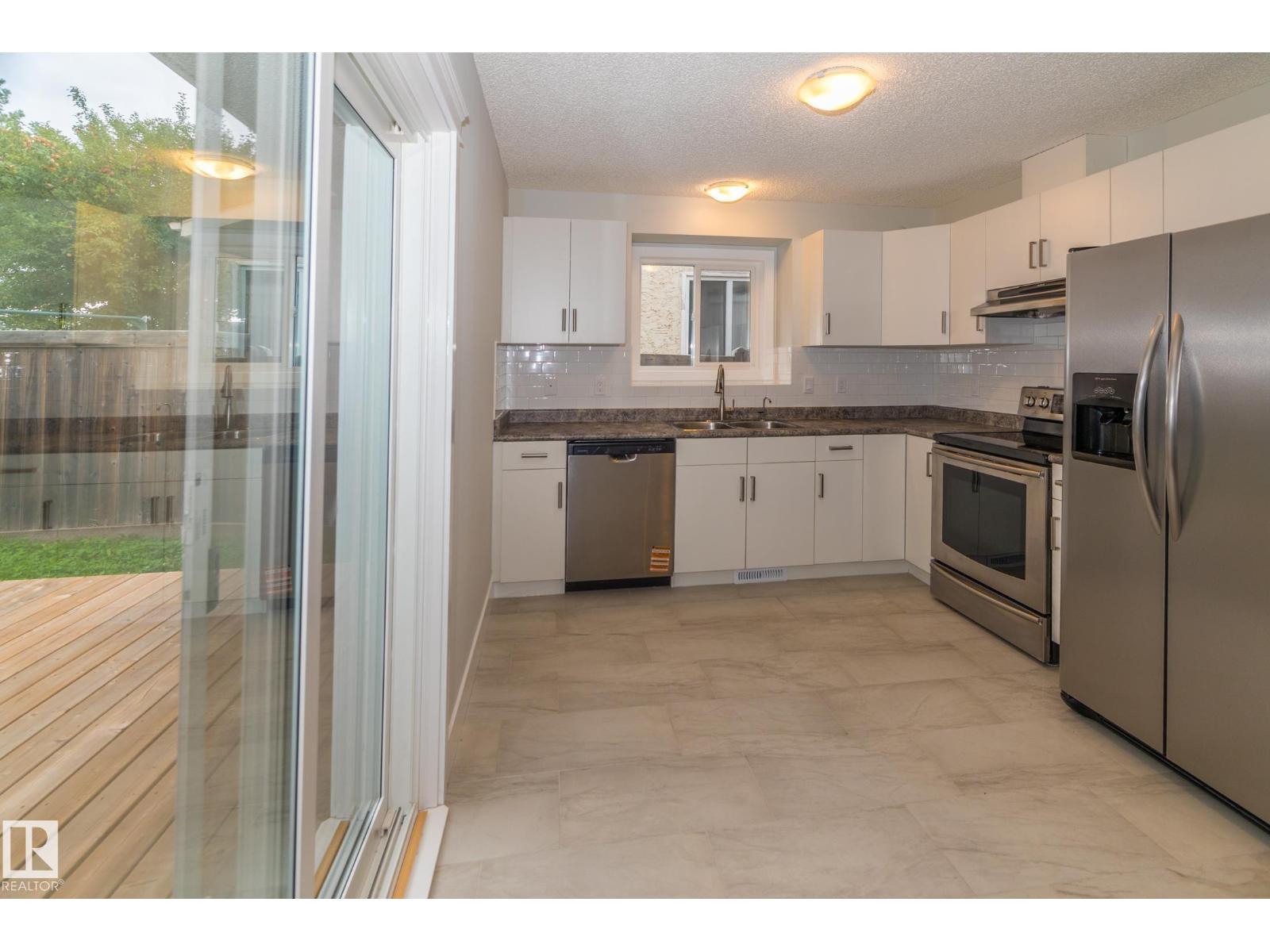 4209 25 Av NW, Edmonton, Alberta  T6L 6B4 - Photo 8 - E4507491