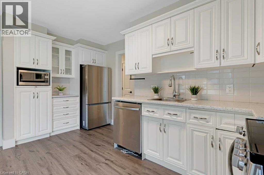 290 Melrose Avenue, Kitchener, Ontario  N2H 2C1 - Photo 5 - 40850529
