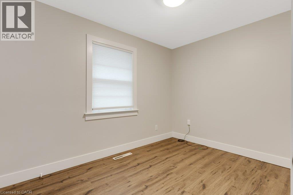 290 Melrose Avenue, Kitchener, Ontario  N2H 2C1 - Photo 12 - 40850529