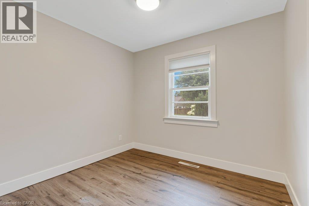 290 Melrose Avenue, Kitchener, Ontario  N2H 2C1 - Photo 14 - 40850529