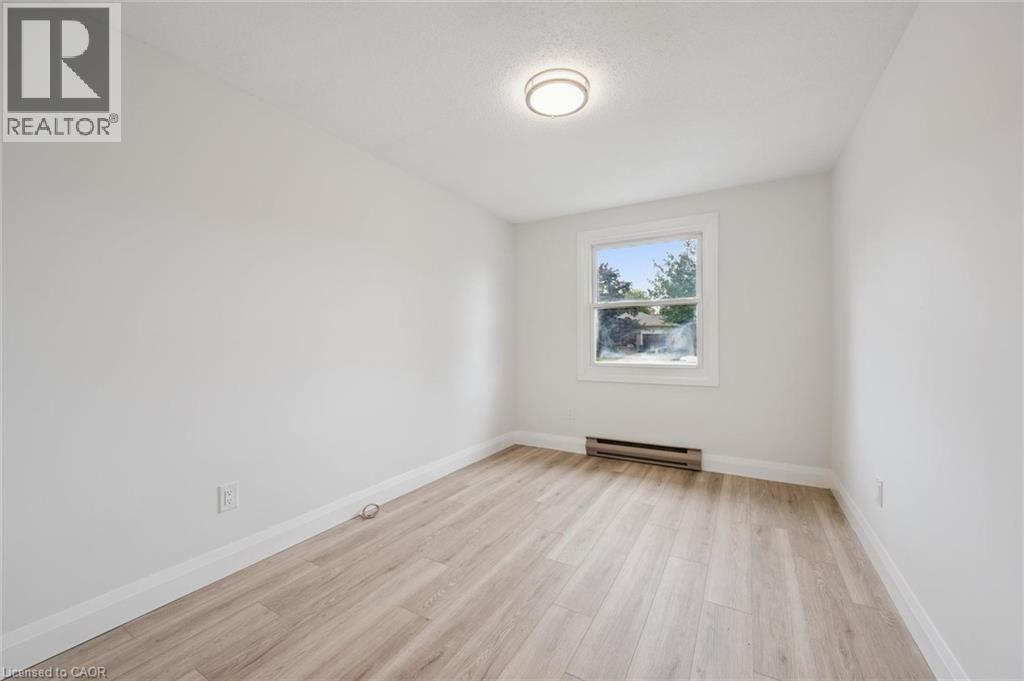 109 Deerberry Place, Waterloo, Ontario  N2V 1G2 - Photo 25 - 40859440