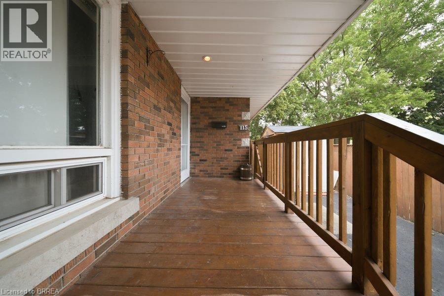 115 Tenth Avenue, Brantford, Ontario  N3S 1G5 - Photo 7 - 40858942