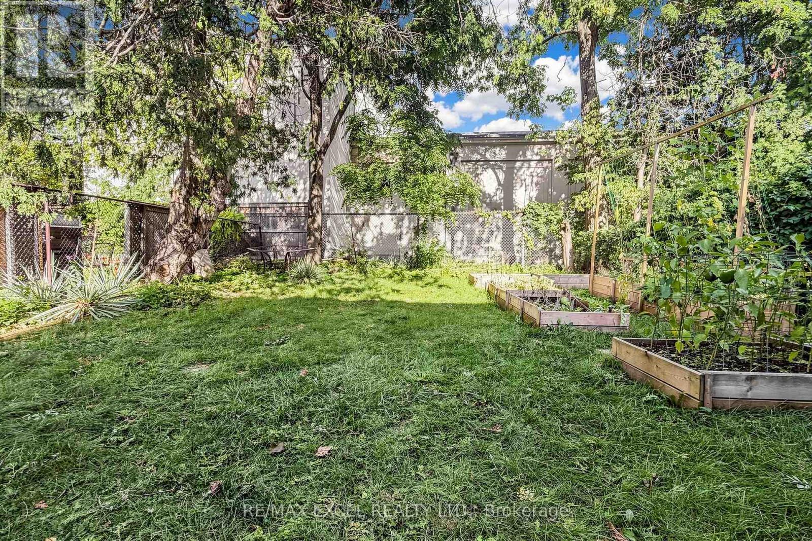 23 Linelle Street, Toronto, Ontario  M2N 2J4 - Photo 48 - C13744248