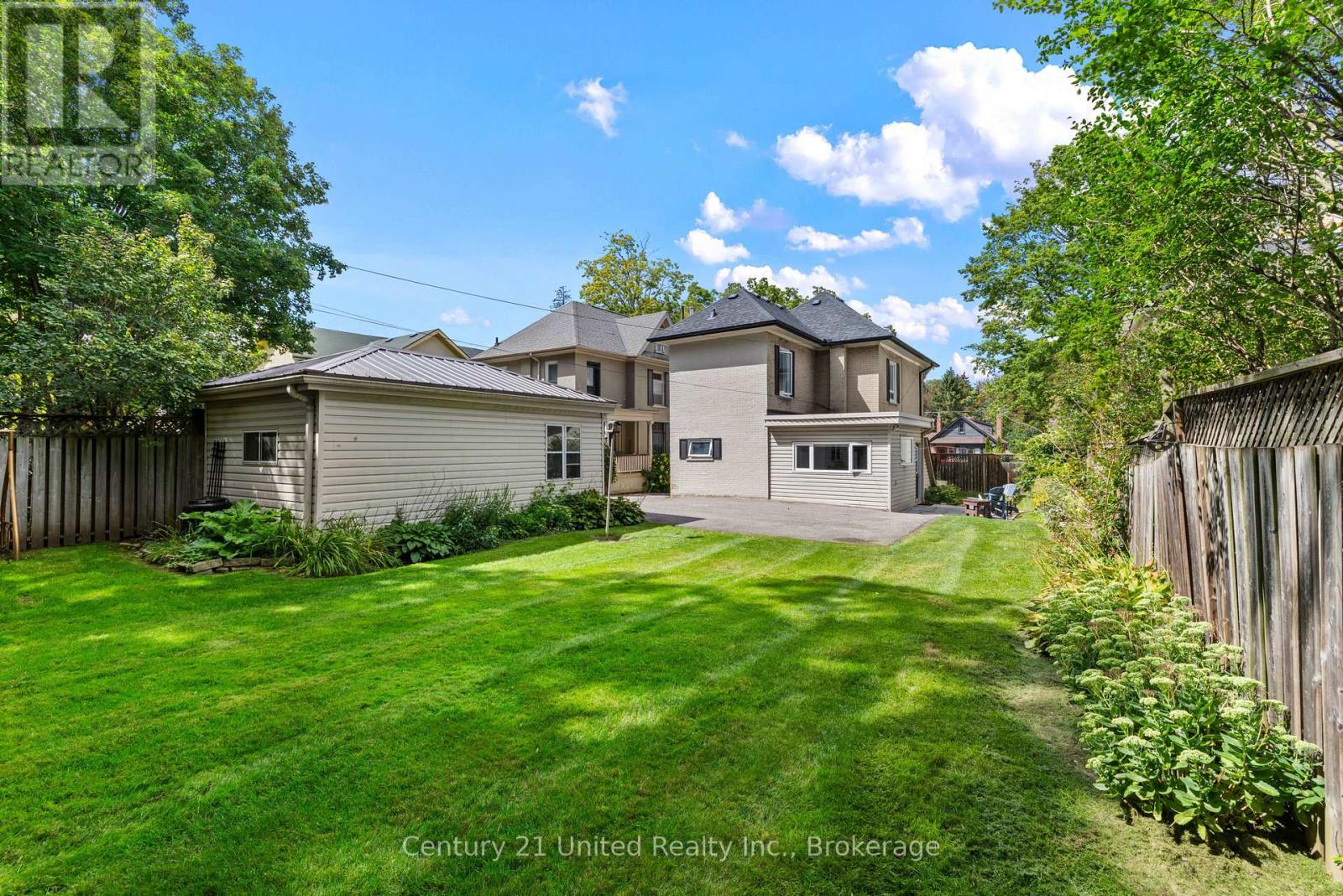 577 Homewood Avenue, Peterborough, Ontario  K9J 4V9 - Photo 8 - X13752798