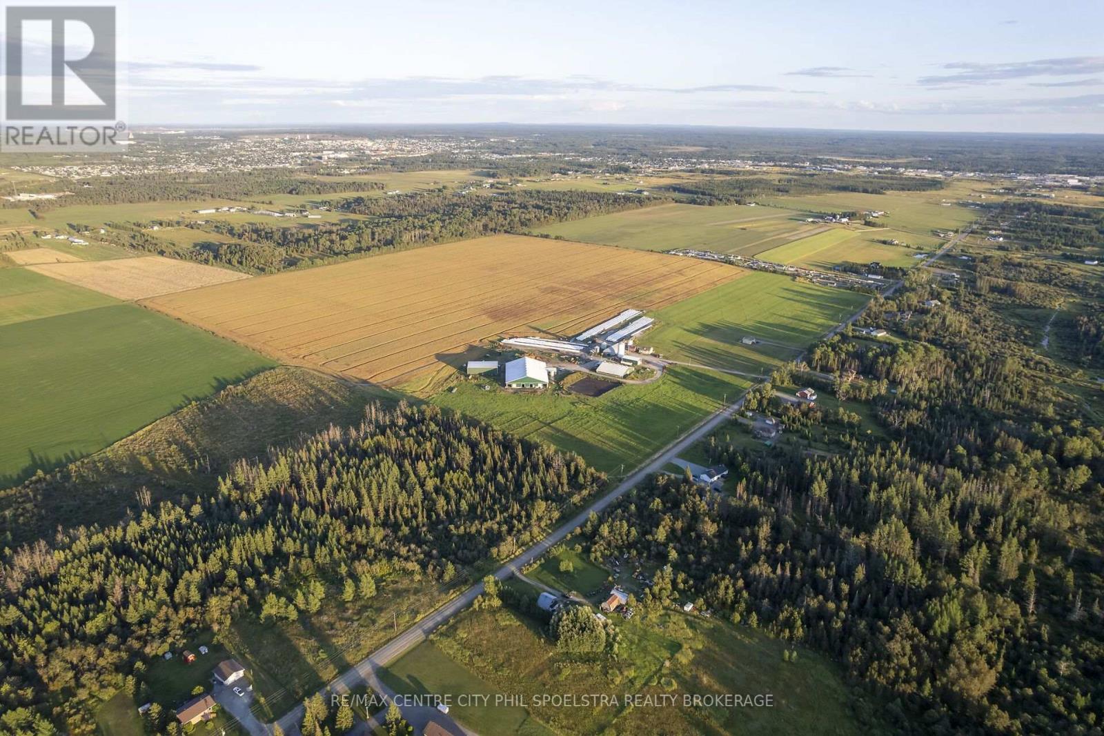 1620 Government Road, Timmins, Ontario  P4R 0G6 - Photo 2 - T13752866
