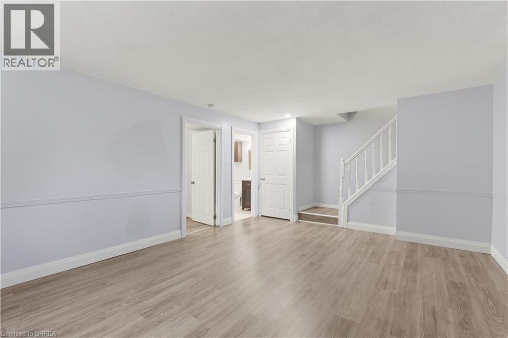 179 Banbury Road, Brantford, Ontario  N3P 1E6 - Photo 9 - 40859394