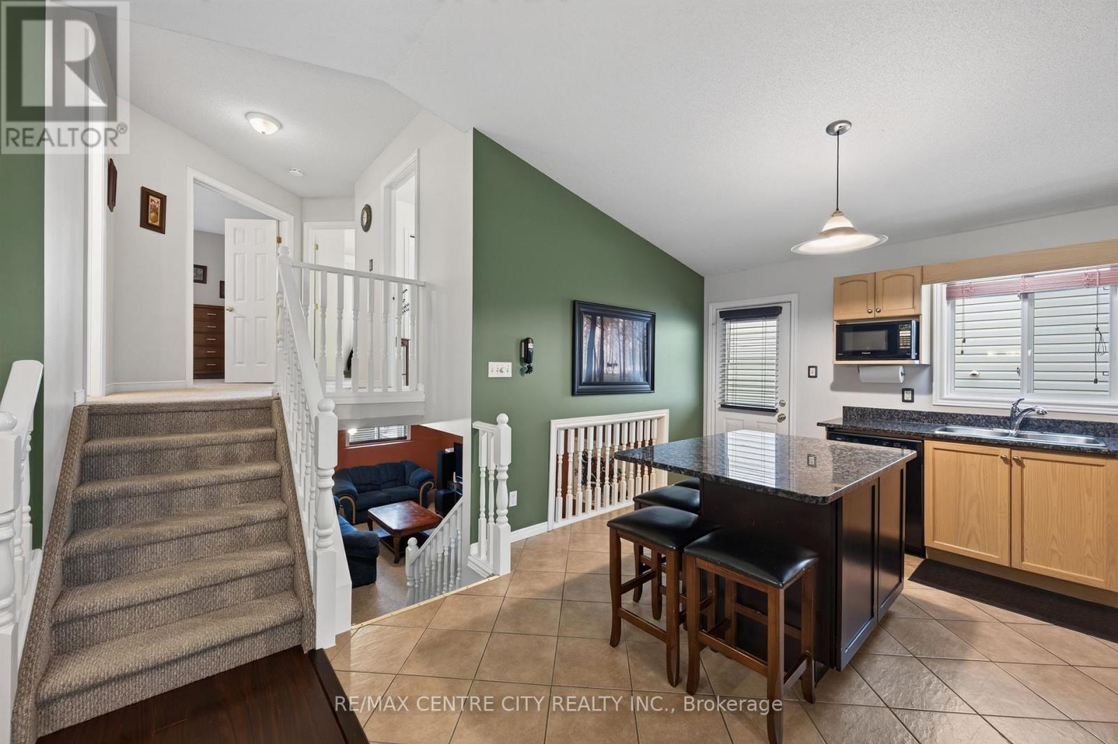 128 Crimson Crescent, London East, Ontario  N5W 6E9 - Photo 22 - X13752808