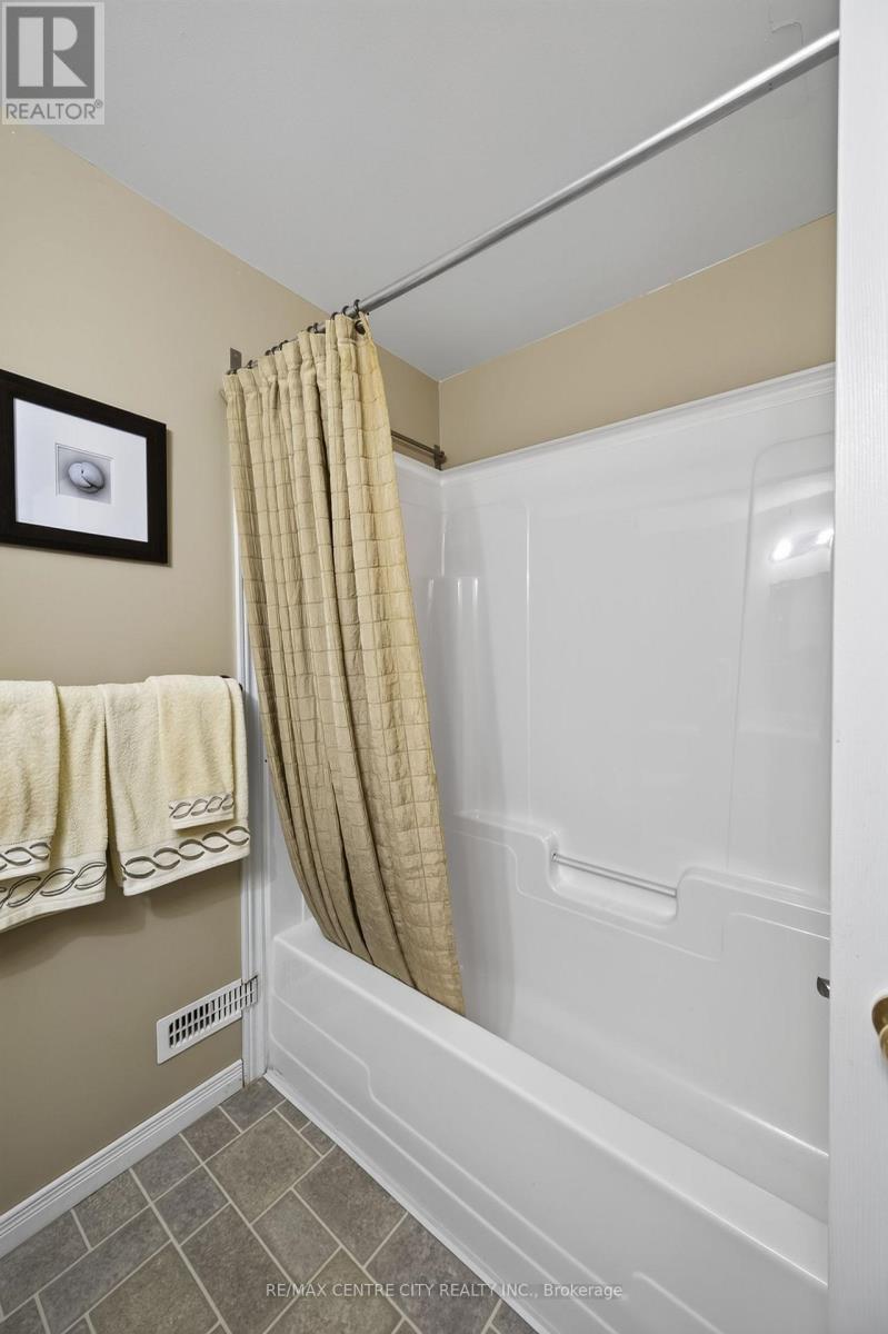 128 Crimson Crescent, London East, Ontario  N5W 6E9 - Photo 37 - X13752808