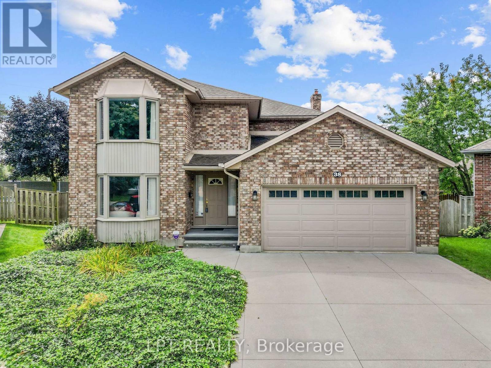 38 STONEYCREEK PLACE, London North, Ontario